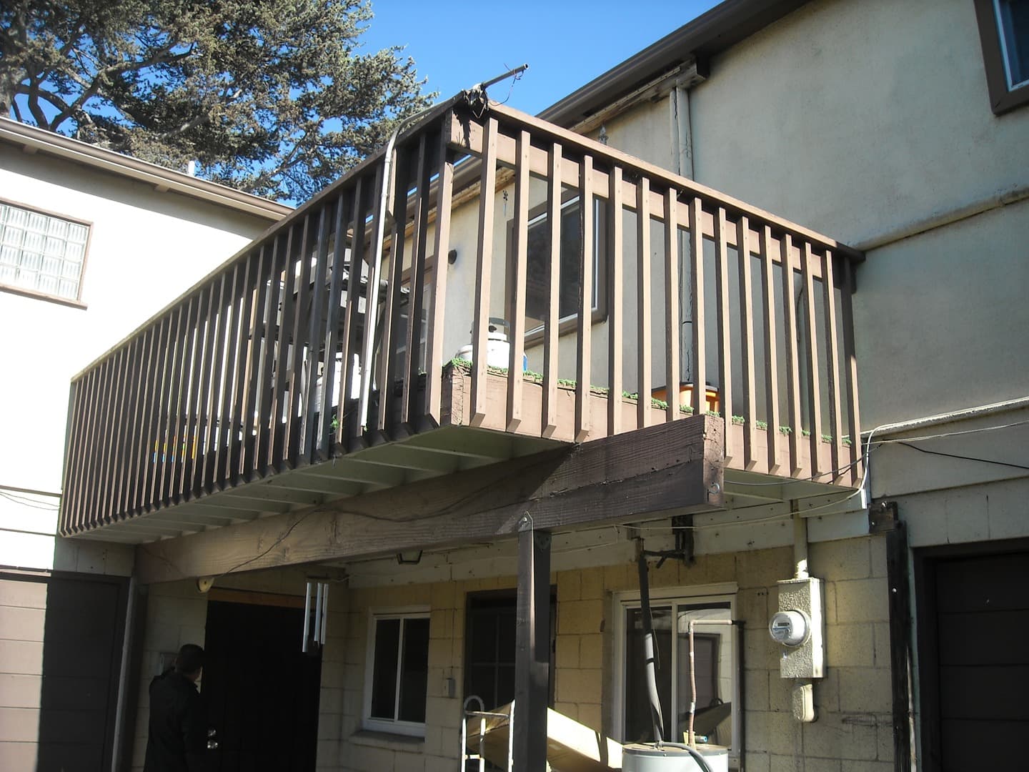 Rebuilt balcony understructure